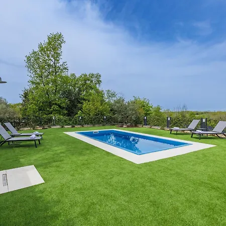 Feriehus Zoia By Interhome Umag